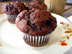 5-chocolate-chocolate-chunk-muffin